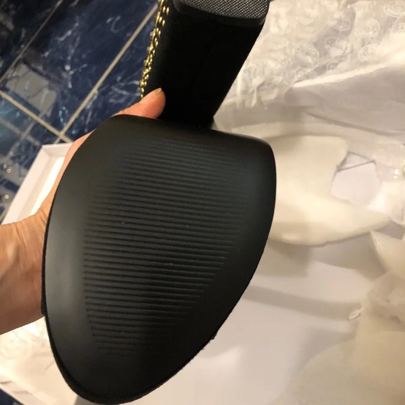 Steve Madden Jodi Sandals Black Multi Studs 7 US - Picture 6 of 7